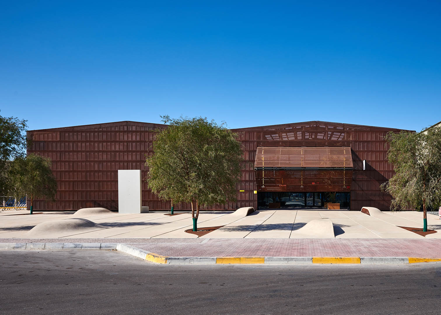 Warehouse 421